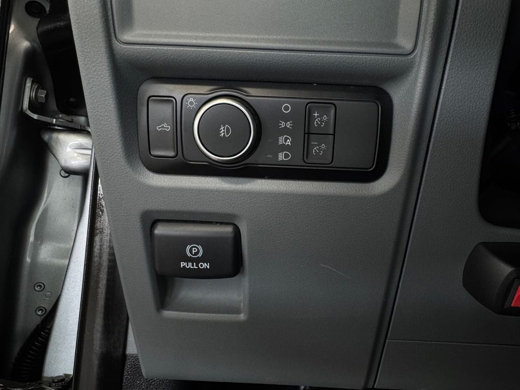 2024 Ford F-150 XLT Navigation system: Connected Navigation