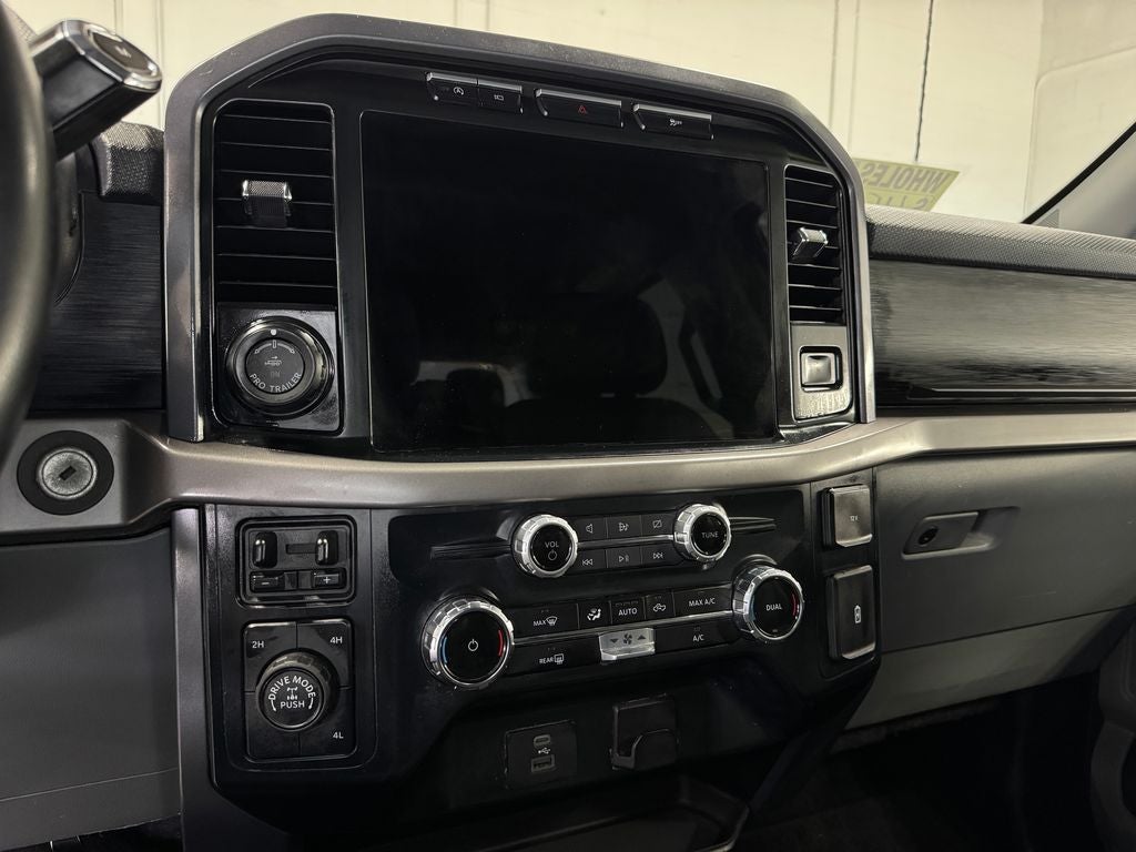 2024 Ford F-150 XLT Navigation system: Connected Navigation