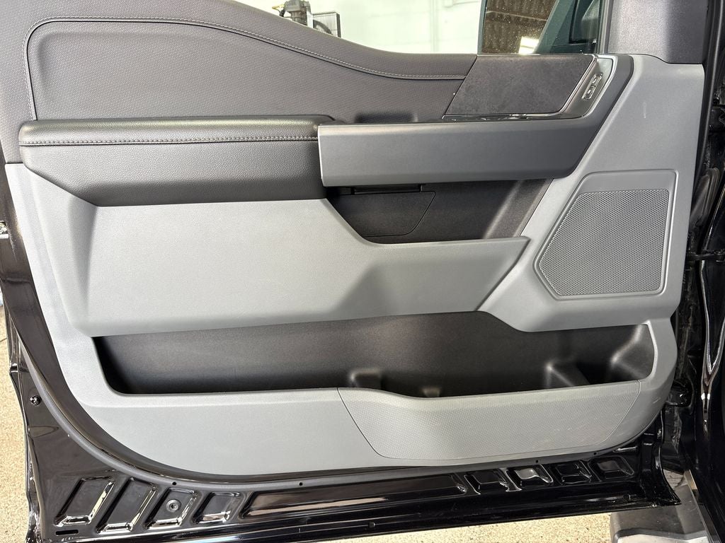 2024 Ford F-150 XLT Alloy wheels