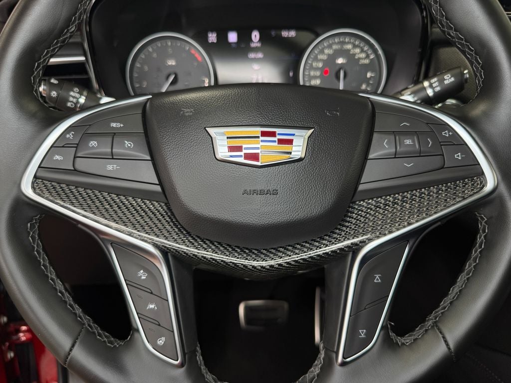 2025 Cadillac XT5 Sport Power moonroof