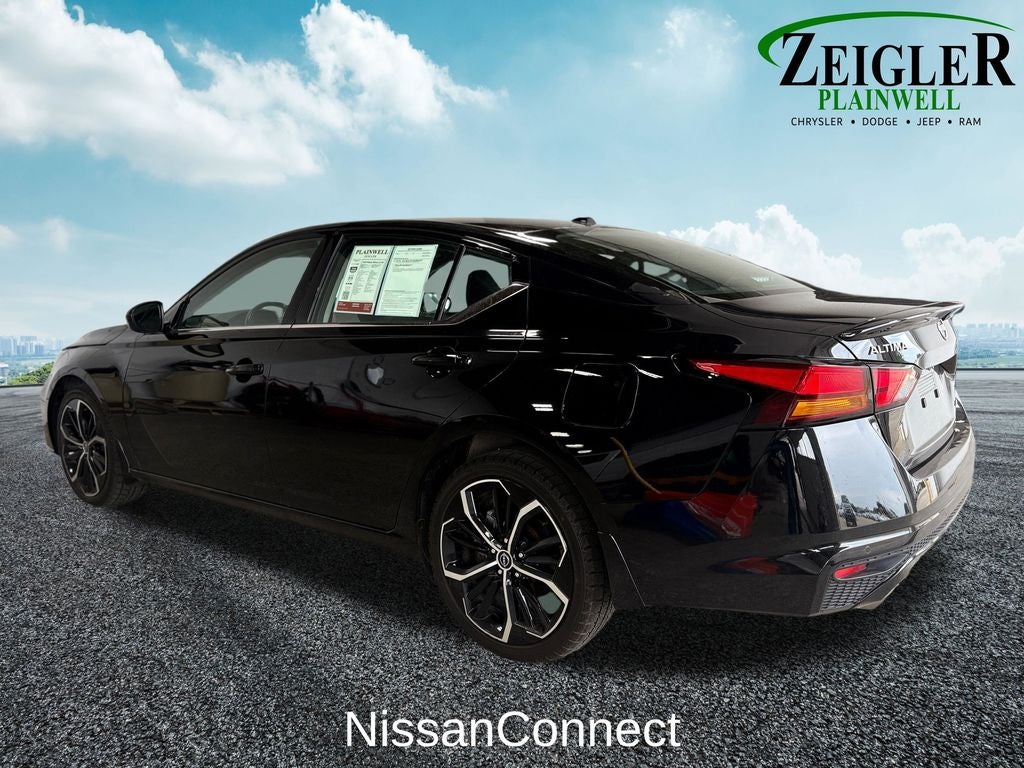 2025 Nissan Altima 2.5 SR