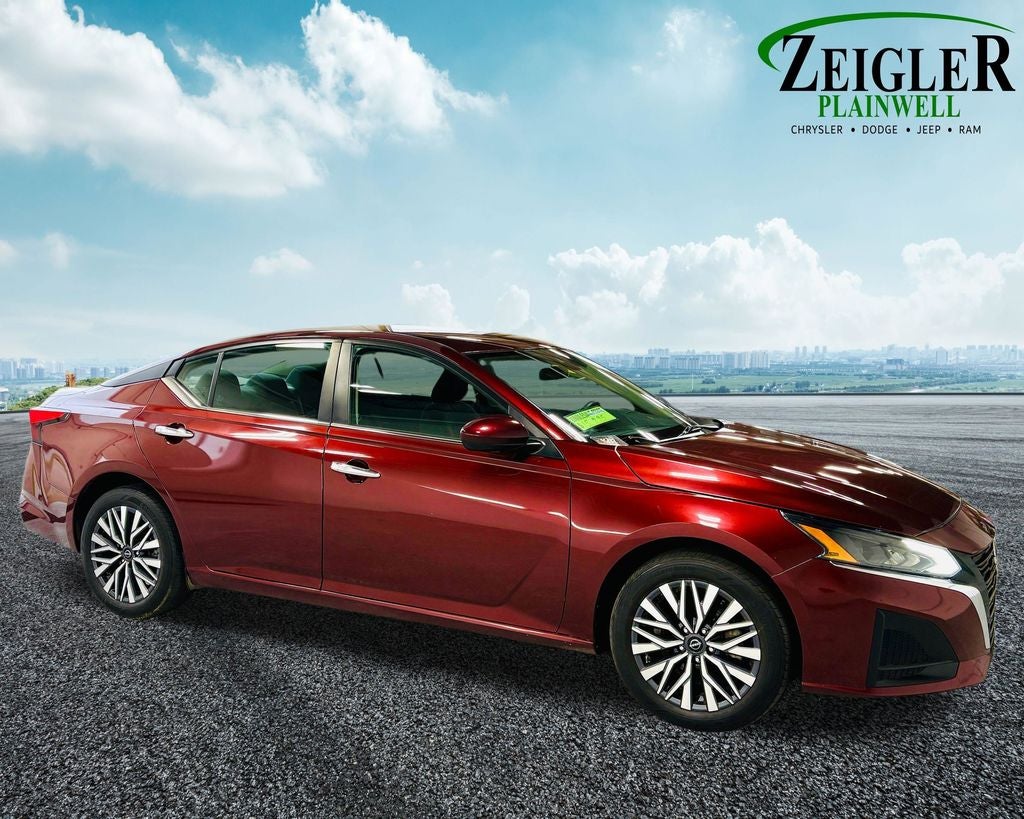 2023 Nissan Altima 2.5 SV Apple Car Play