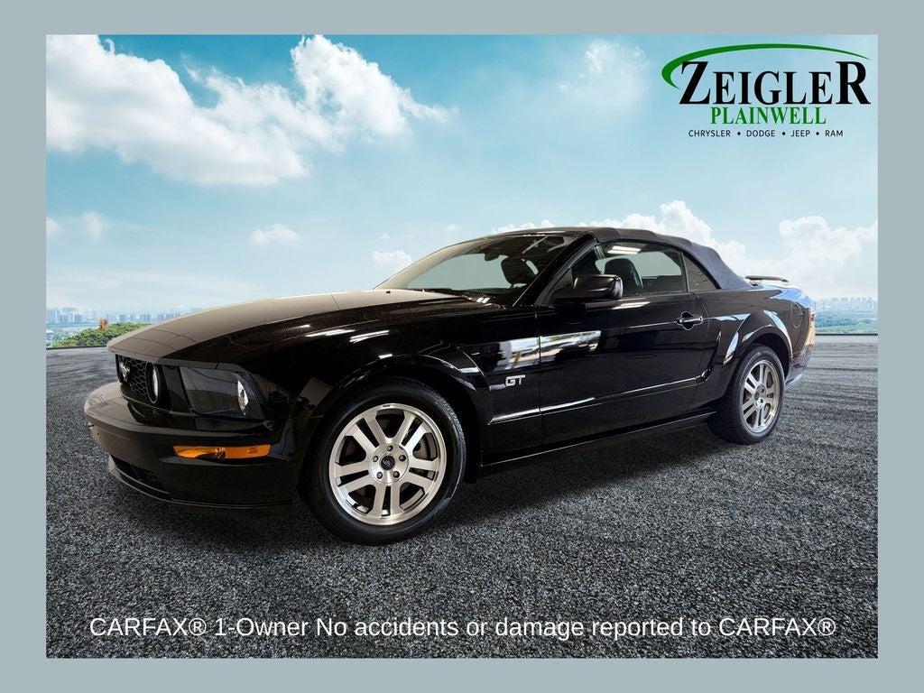 2005 Ford Mustang GT Premium