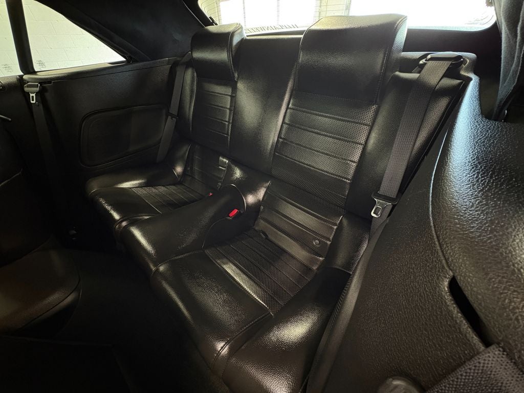 2005 Ford Mustang GT Premium