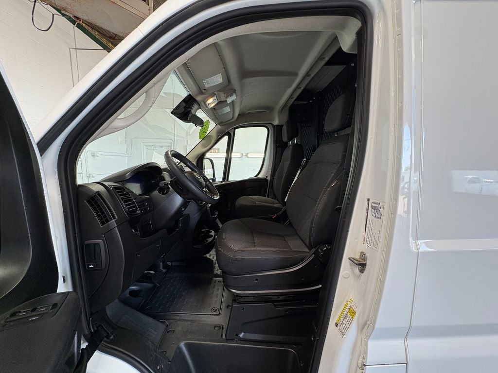 2025 RAM ProMaster 2500 Base