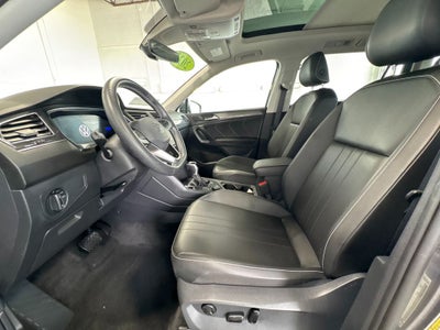 2023 Volkswagen Tiguan 2.0T SE Exterior Parking Camera Rear