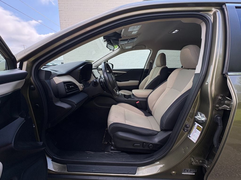 2023 Subaru Outback Premium Alloy wheels