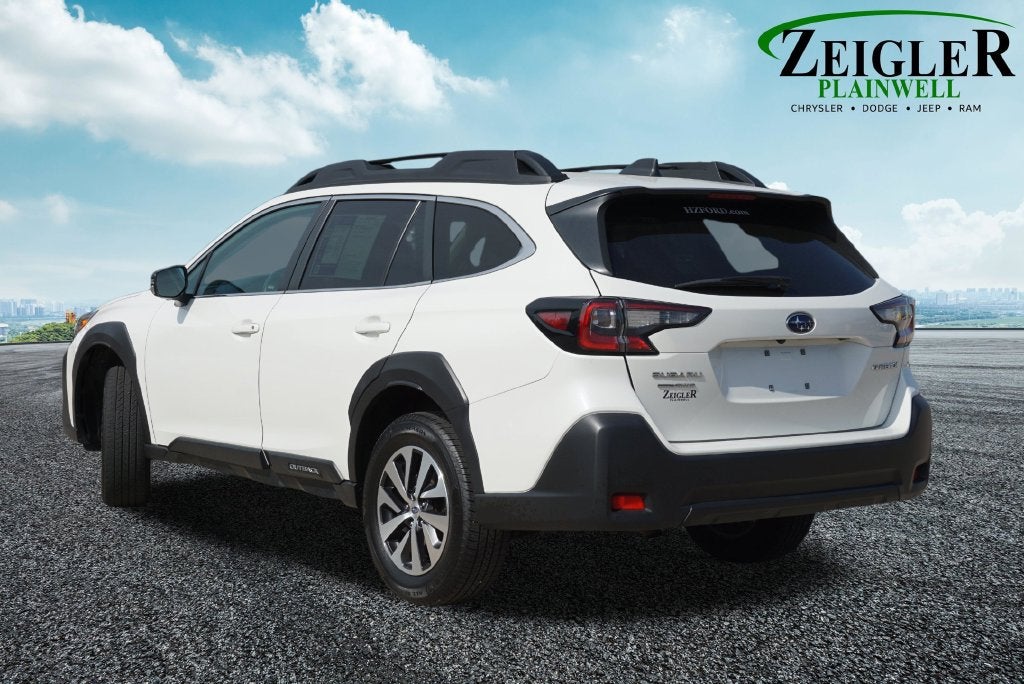 2023 Subaru Outback Premium