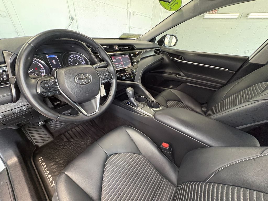 2019 Toyota Camry SE