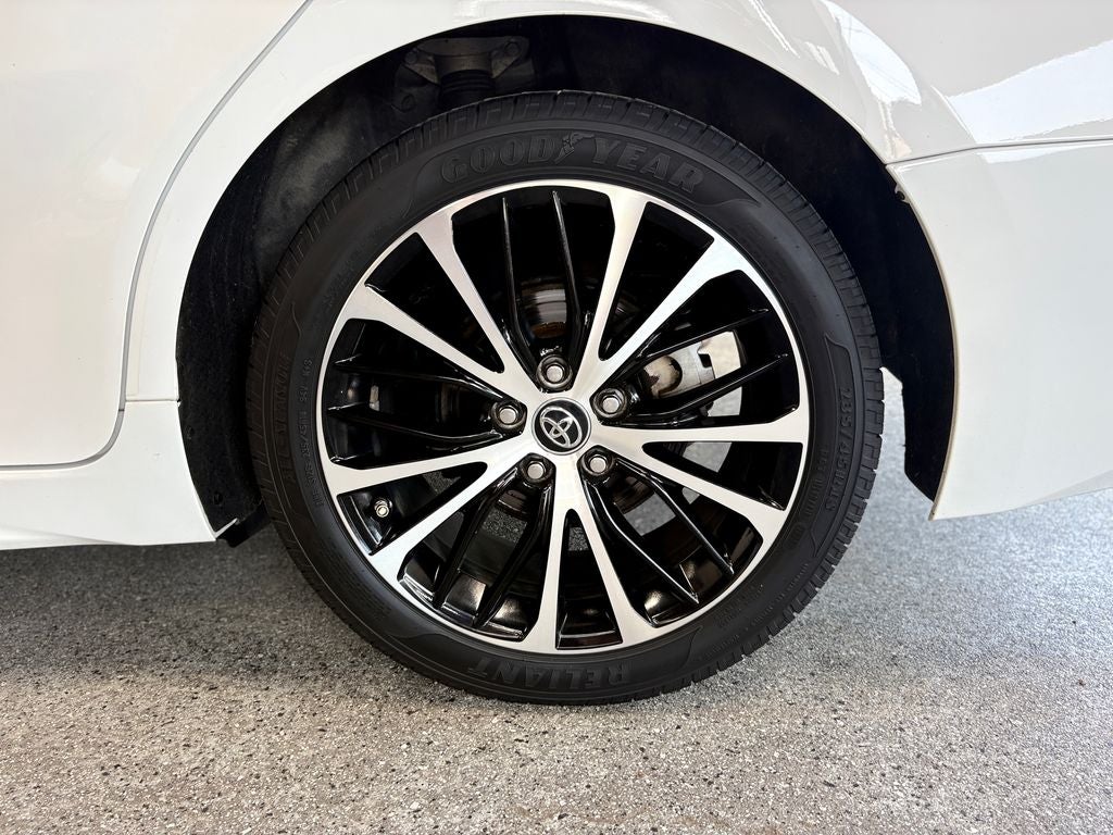 2019 Toyota Camry SE