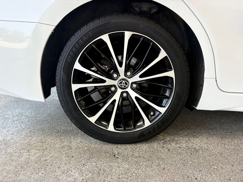 2019 Toyota Camry SE