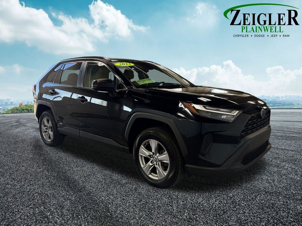2023 Toyota RAV4 Hybrid LE