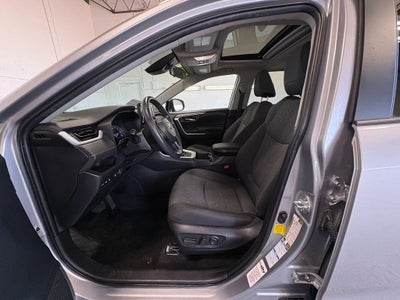 2022 Toyota RAV4 Hybrid XLE Moon Roof