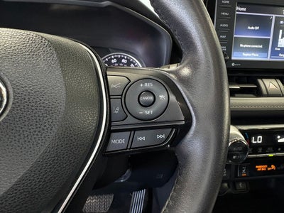 2022 Toyota RAV4 Hybrid XLE Moon Roof