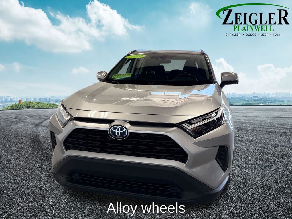 2022 Toyota RAV4 Hybrid XLE Moon Roof
