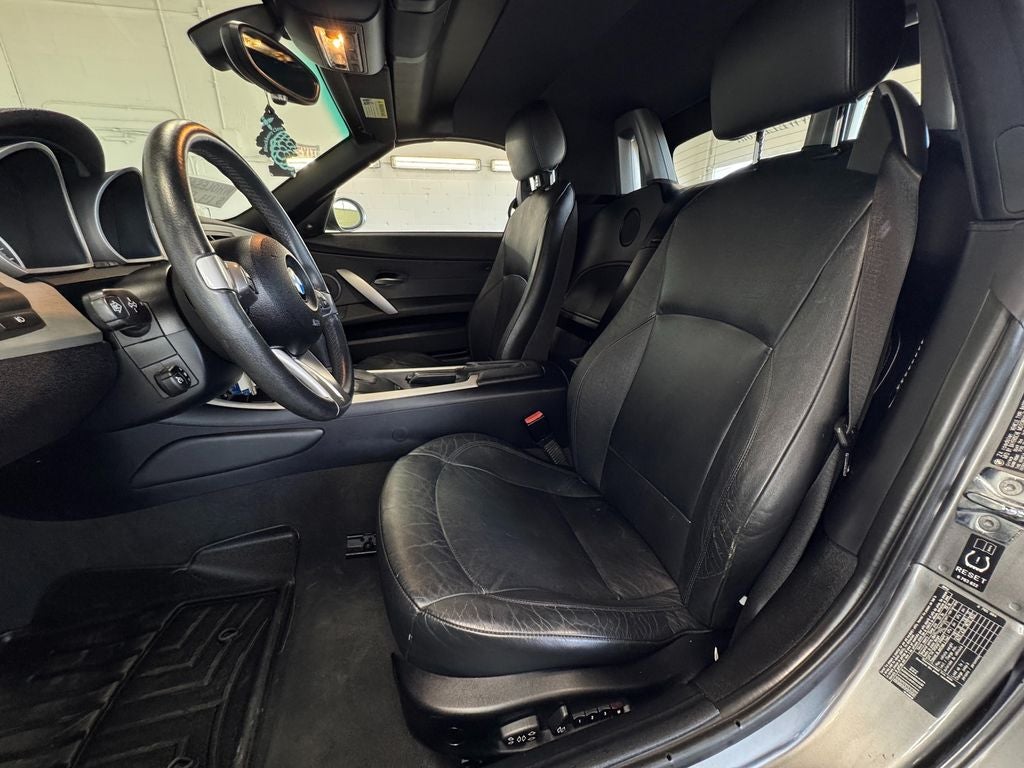 2005 BMW Z4 2.5i