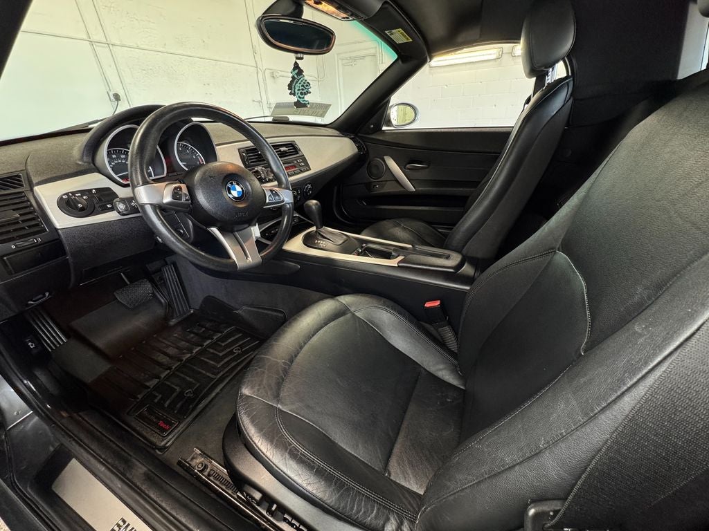 2005 BMW Z4 2.5i