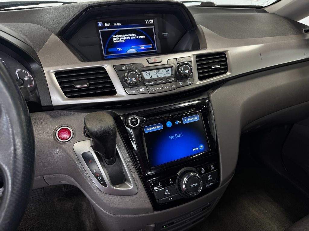 2017 Honda Odyssey EX-L A/V remote Headphones