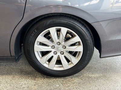 2021 Honda Odyssey LX 3rd row seat