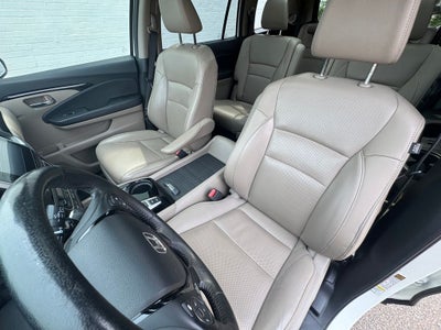 2016 Honda Pilot Elite 3rd row seat