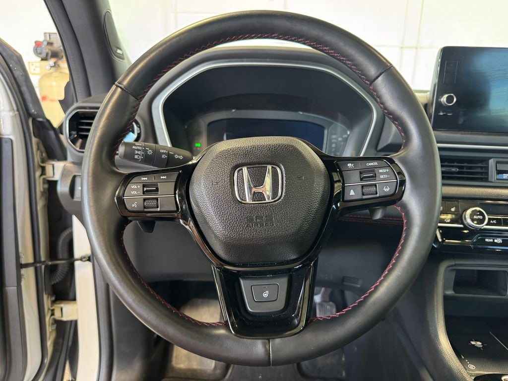 2023 Honda Pilot Elite Power moonroof