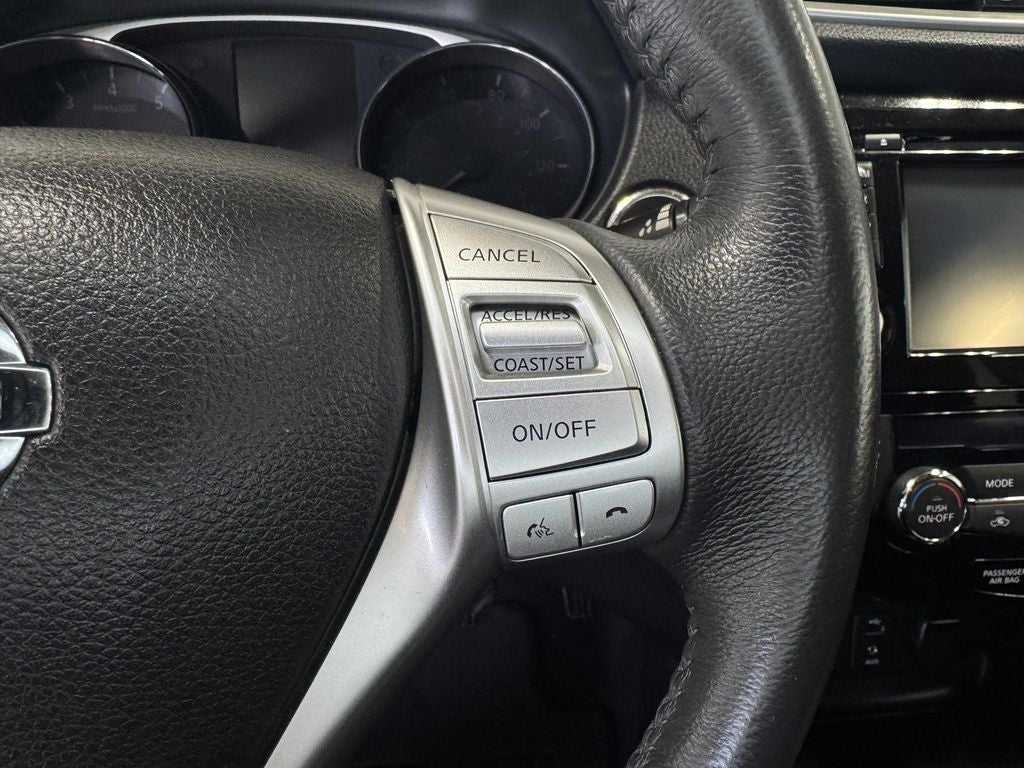 2015 Nissan Rogue SL