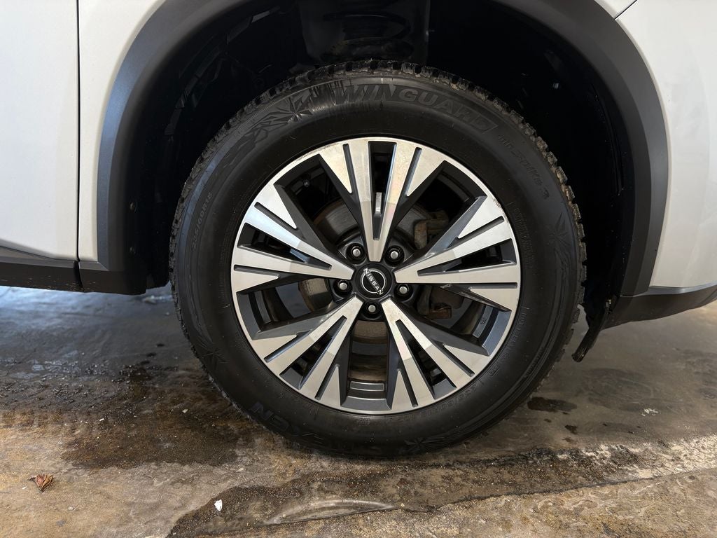 2022 Nissan Rogue SV Premium Package