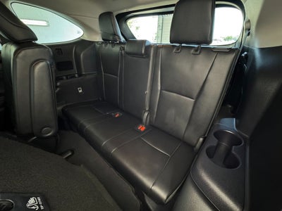 2024 Toyota Highlander Hybrid XLE 3rd row seats
