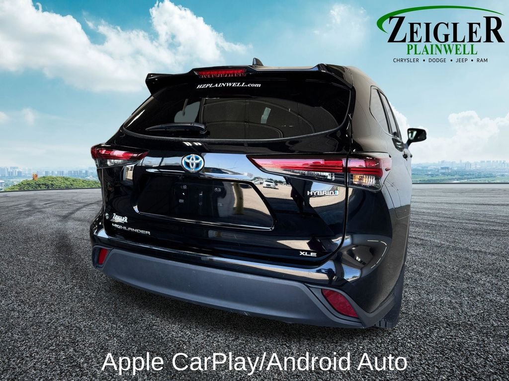 2024 Toyota Highlander Hybrid XLE 3rd row seats