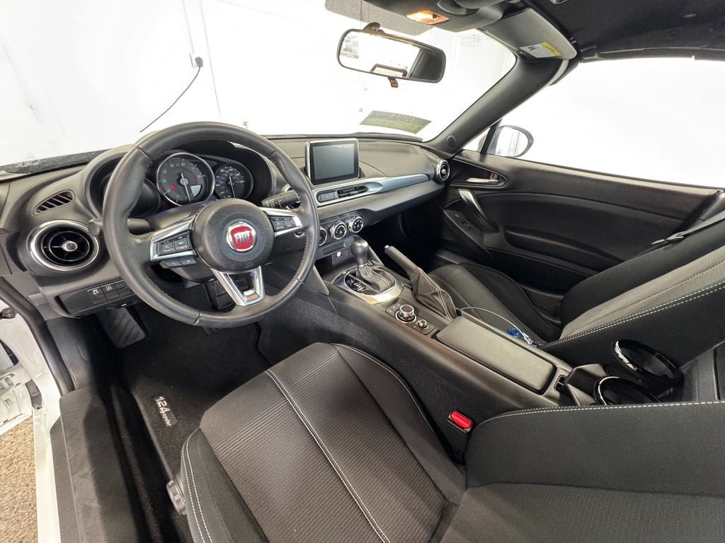 2020 FIAT 124 Spider Classica Technology Group