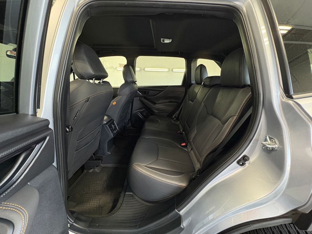 2024 Subaru Forester Wilderness Power moonroof