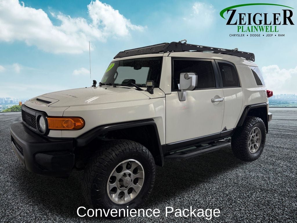 2013 Toyota FJ Cruiser Base Off-Road Package