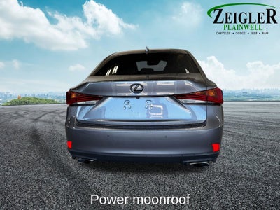 2017 Lexus IS 300 Power moonroof