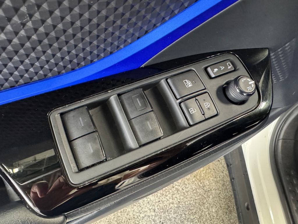 2021 Toyota C-HR XLE