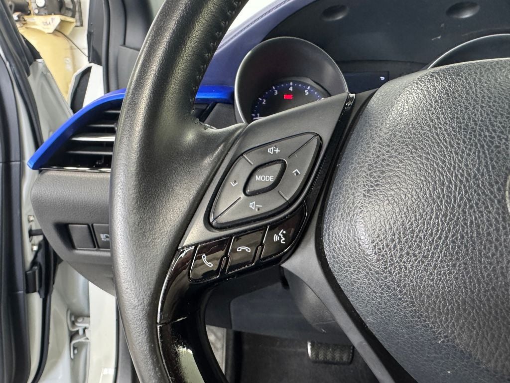 2021 Toyota C-HR XLE