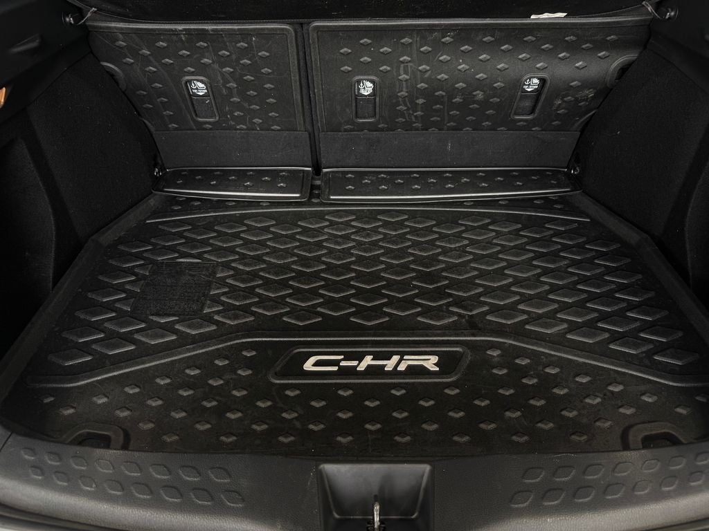 2021 Toyota C-HR XLE
