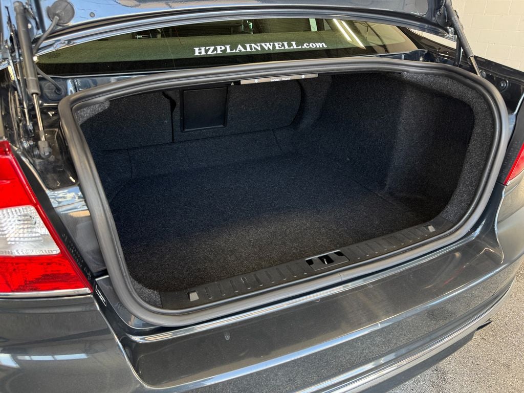 2016 Volvo S80 T5 Power moonroof