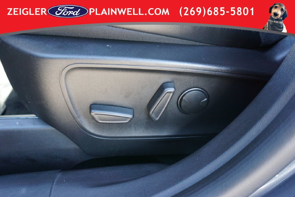 2023 Ford Escape ST-Line AWD Cold Weather Pkg Blis