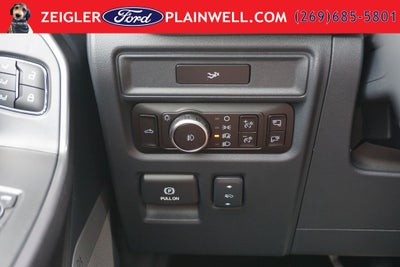 2026 Ford F-150 Lariat BLACK APPEARANCE PKGTWIN PANEL ROOF NAVIGATION