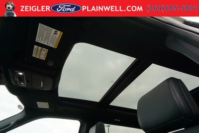 2026 Ford F-150 Lariat BLACK APPEARANCE PKG TWIN PANEL ROOF 20" BLACK WH