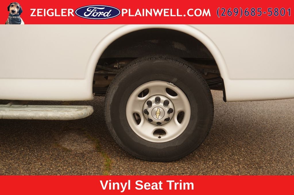 2024 Chevrolet Express 2500 Work Van Cargo