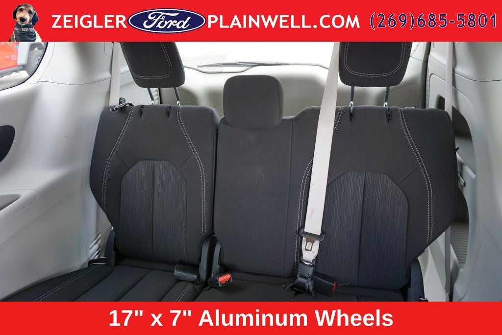 2024 Chrysler Voyager LX V6 Parkview Camera