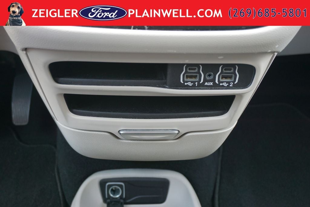 2024 Chrysler Voyager LX V6 Parkview Camera
