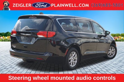 2024 Chrysler Voyager LX V6 Parkview Camera