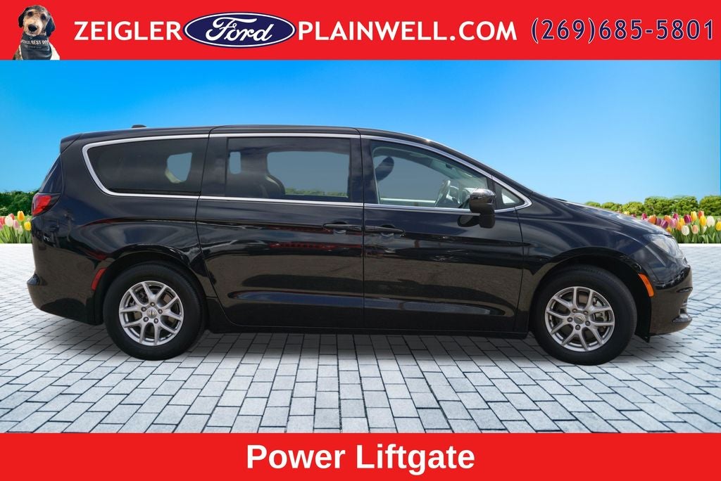 2024 Chrysler Voyager LX V6 Parkview Camera