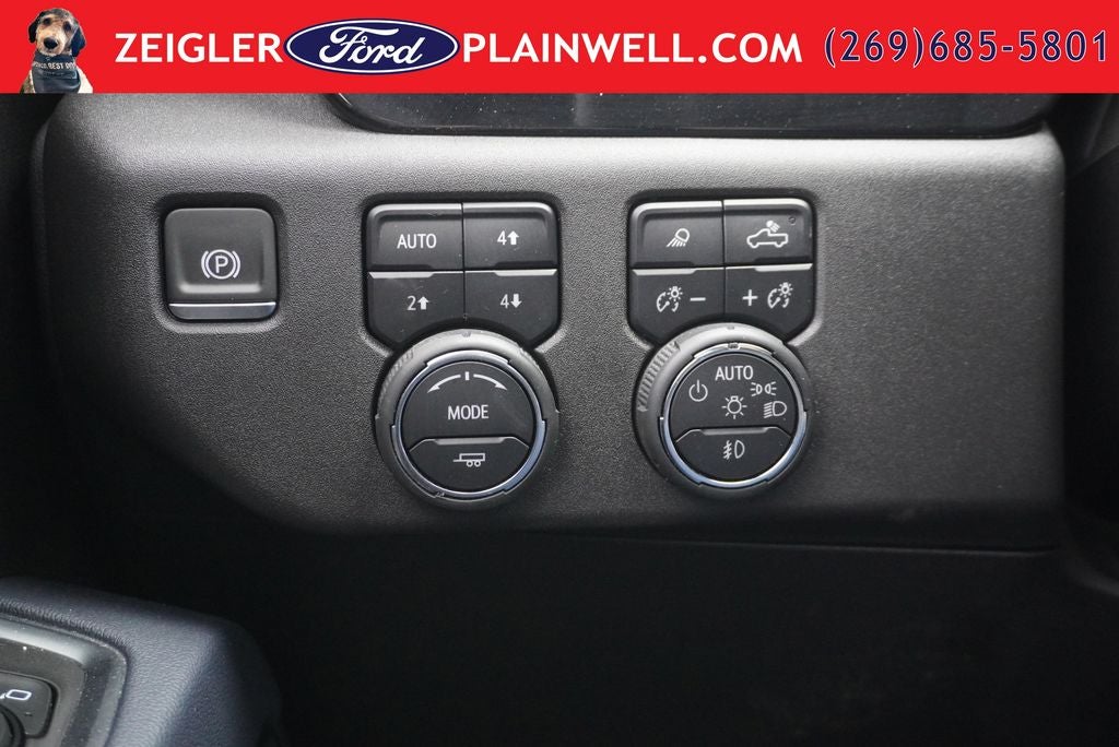 2024 Chevrolet Silverado 2500HD High Country Crew Cab 4x4 Duramax Turbo Diesel Leather Nav Moon