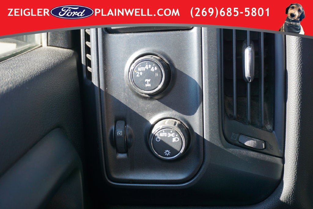 2019 Chevrolet Silverado 1500 LD WT Double Cab 4x4 V8 5.3 Liter Rear Topper