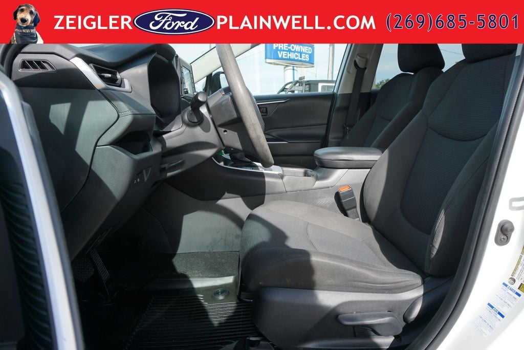 2022 Toyota RAV4 LE AWD Blind Spot Pkg Rear Camera