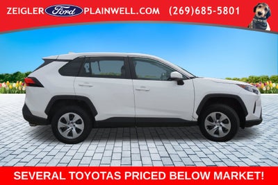 2022 Toyota RAV4 LE