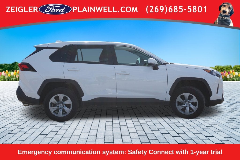 2022 Toyota RAV4 LE